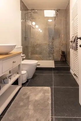 Tek Büyük Yataklı Oda (Bird Room)