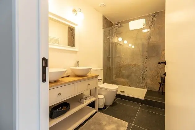 Tek Büyük Yataklı Oda (Bird Room)