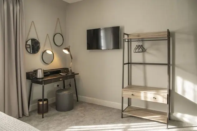 Standard King Room