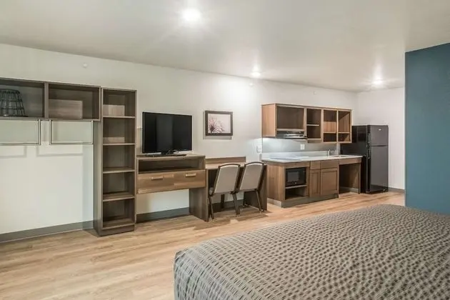 Standard Oda, 1 En Büyük (King) Boy Yatak ve Çekyat, Sigara İçilmez (2 Person Sofa Bed)
