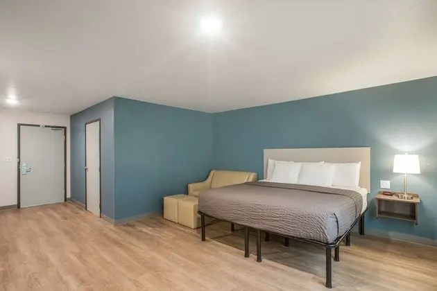 Standard Oda, 1 En Büyük (King) Boy Yatak ve Çekyat, Sigara İçilmez (2 Person Sofa Bed)