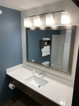 Standard Oda, 1 En Büyük (King) Boy Yatak ve Çekyat, Sigara İçilmez (2 Person Sofa Bed)