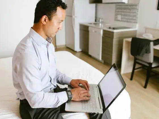 Oda, 1 En Büyük (King) Boy Yatak, Engellilere Uygun, Sigara İçilmez