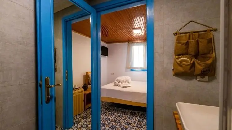 Çift Kişilik, Bahçe Manzaralı
