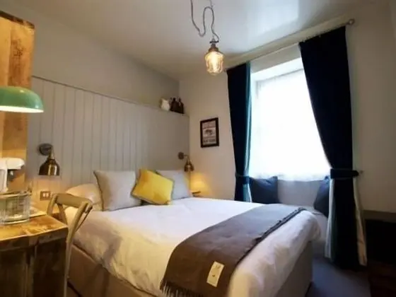 Standard Tek Büyük Yataklı Oda, Banyolu/Duşlu