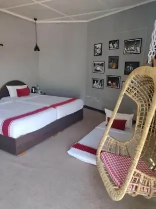 Ravi Sankar Cottage