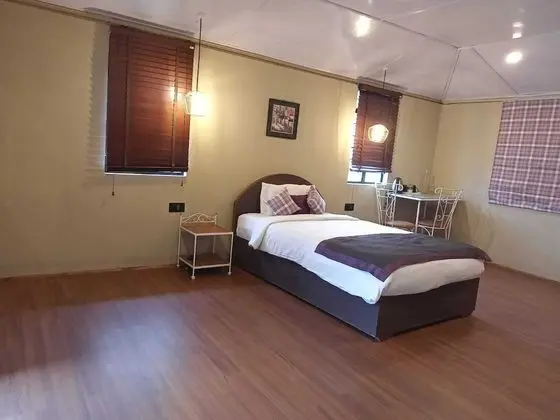 Woodstock Suite