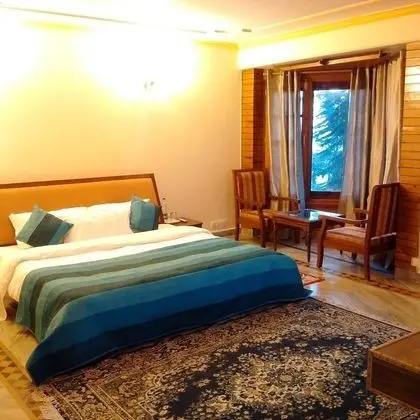 Premium Süit, Vadi Manzaralı, Köşe