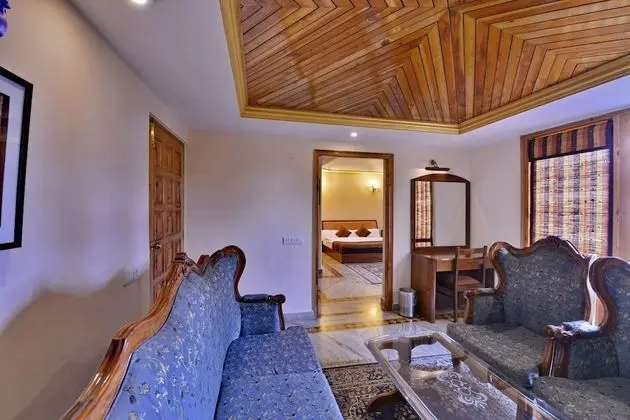 Premium Süit, Vadi Manzaralı, Köşe