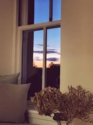 Ev