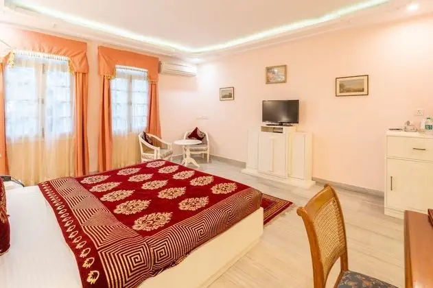Luxury Tek Büyük veya İki Ayrı Yataklı Oda