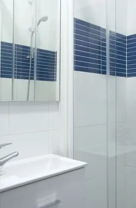 1 Bed in Shared Mixed Dormitory for 6 people