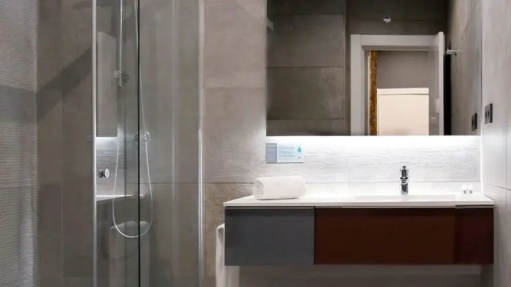 Junior Süit, 1 En Büyük (King) Boy Yatak