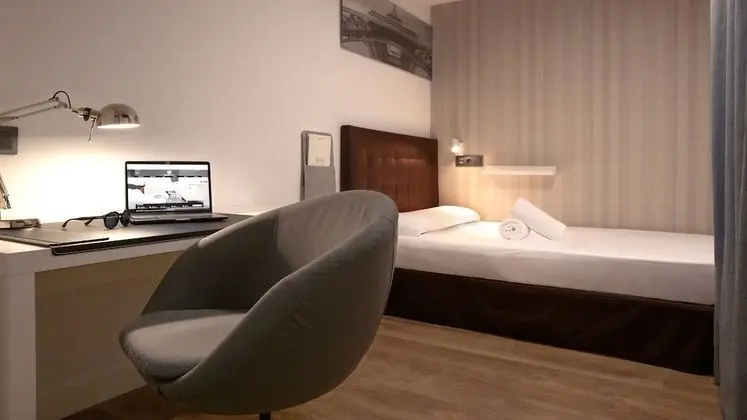 Business Tek Kişilik Oda