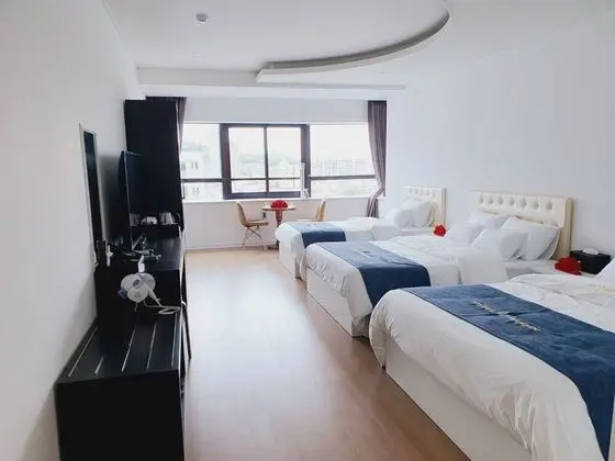 Deluxe Üç Kişilik Oda