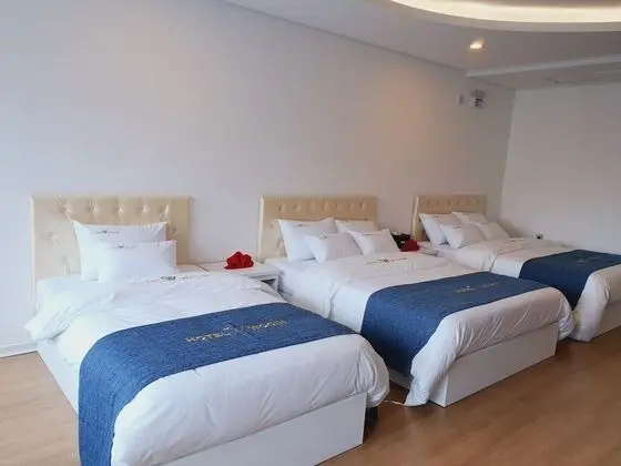 Deluxe Üç Kişilik Oda