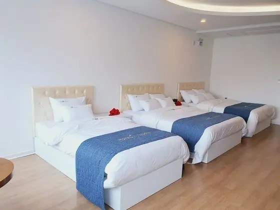 Deluxe Üç Kişilik Oda