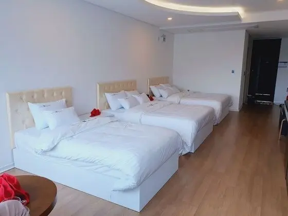 Deluxe Üç Kişilik Oda