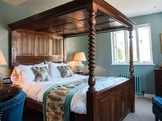 Deluxe Tek Büyük Yataklı Oda, Banyolu/Duşlu (Four Poster)