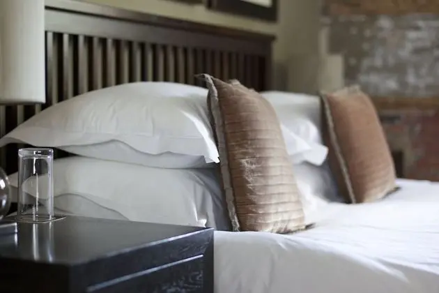 Classic Tek Büyük veya İki Ayrı Yataklı Oda