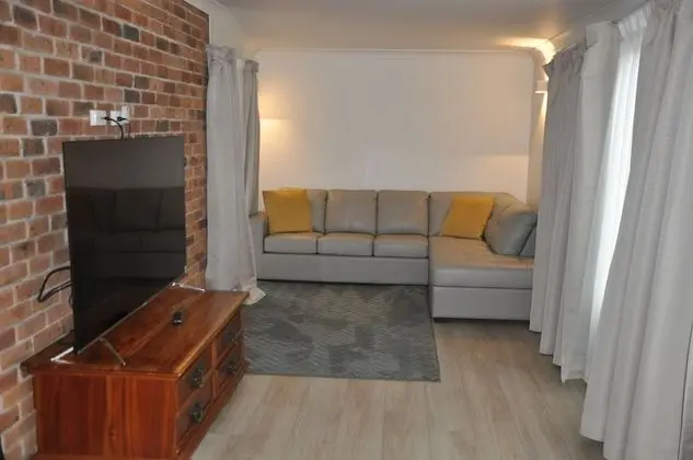 Family Ev, 6 Yatak Odası (Homestead, 5 King Beds or 12 Singles)