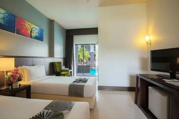 Cabana Pool Access
