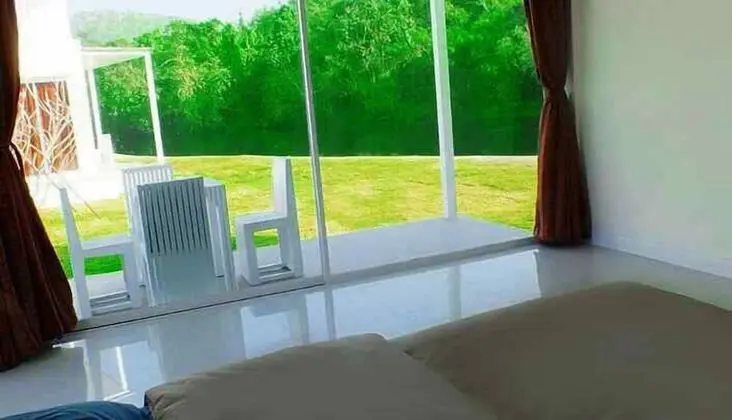 4 Bedrooms Villa
