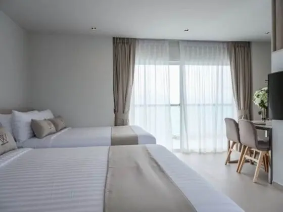 Deluxe Double Room with Sea View