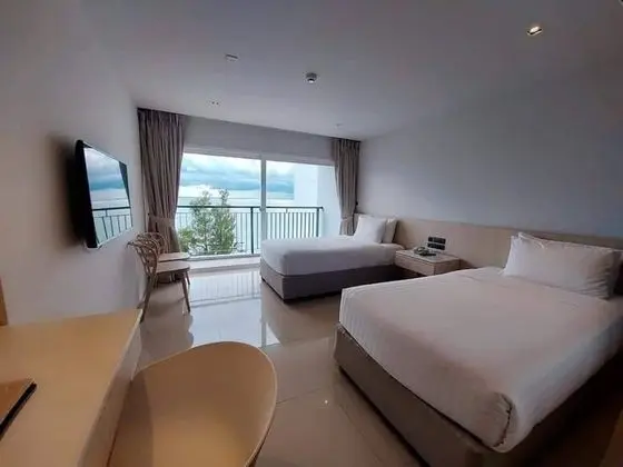 Superior Twin Room with Sea View