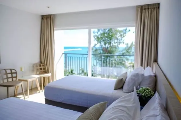 Superior Twin Room with Sea View