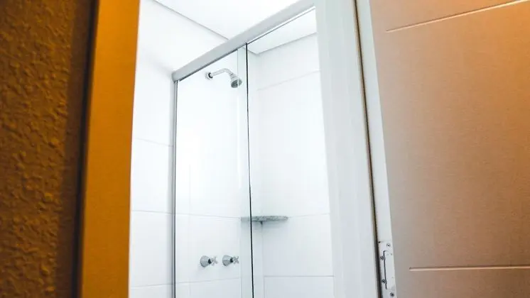 Quarto Duplo Superior com Cama de Casal