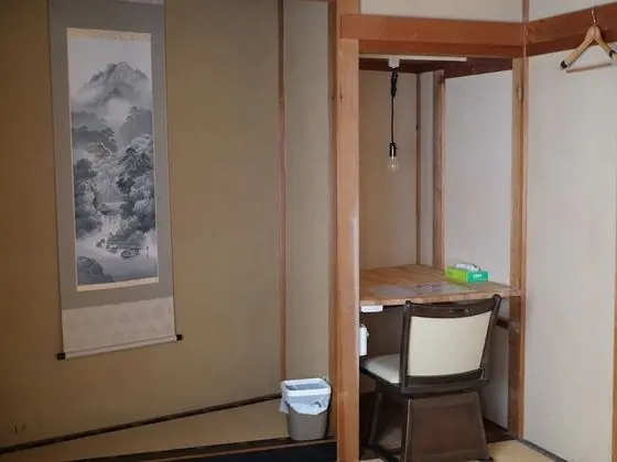 Superior Twin Room 9, Shared bathroom