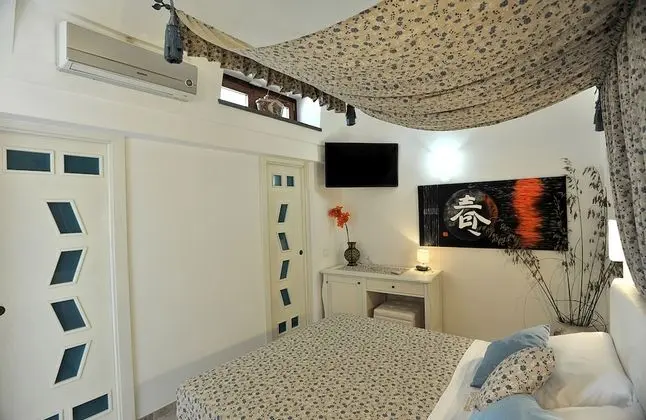 Tek Büyük Yataklı Oda (without window)