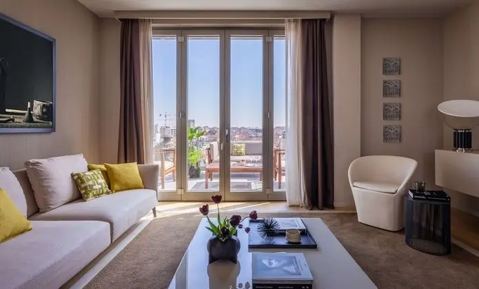Suite Colombo SPA Access
