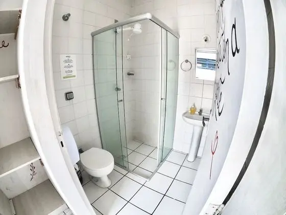 Basic Ortak Ranzalı Oda, Sadece kadınlar için, Özel Banyo