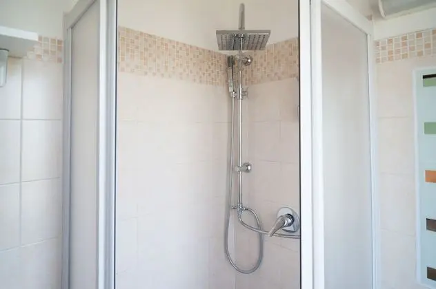 Üç Kişilik Oda, Özel Banyo