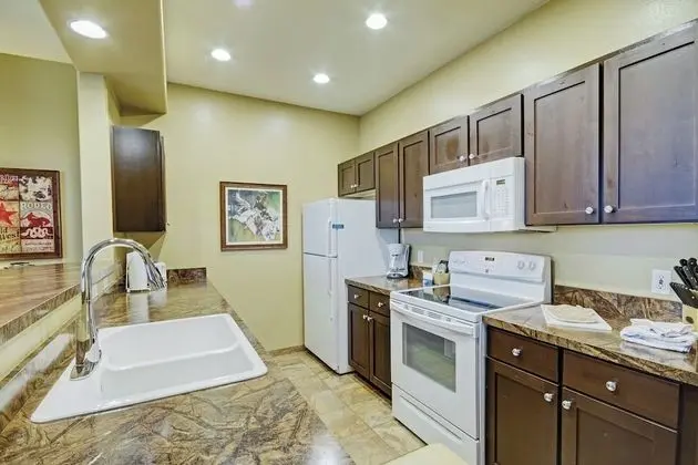 Daire, 2 Yatak Odası, Mutfak