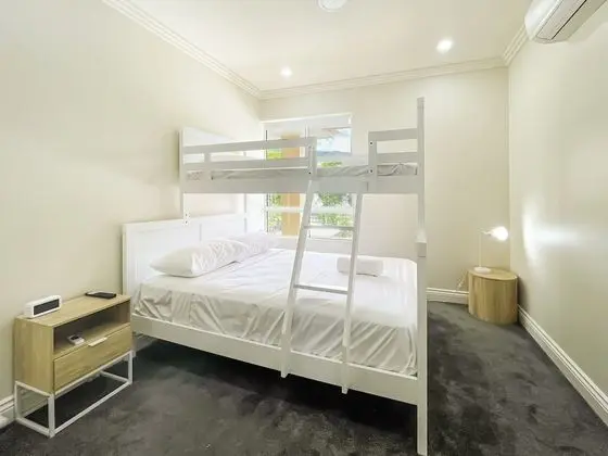 Deluxe Apart Daire, 3 Yatak Odası, Havuz Manzaralı, Havuz Kenarı