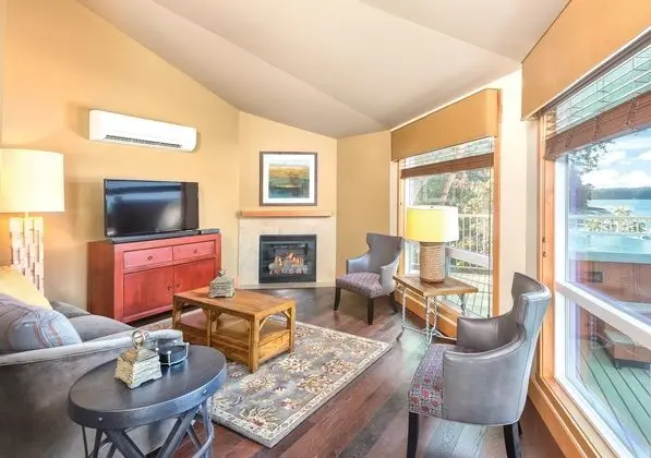 Suit Two Bedrooms