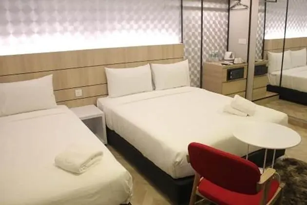 Deluxe Tek Büyük Yataklı Oda
