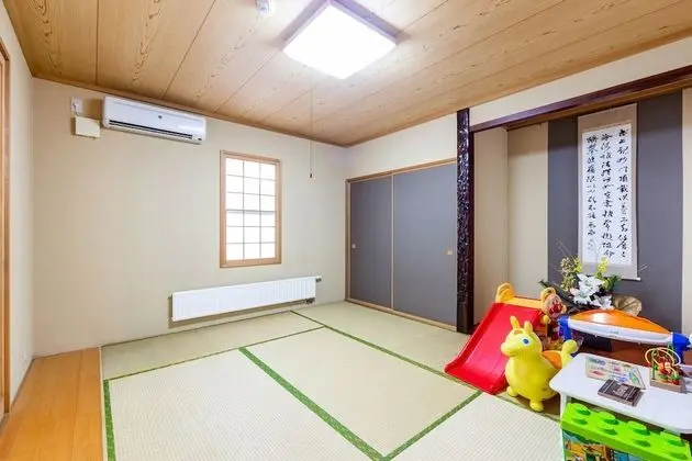 Ev, Sigara İçilmez (Private Vacation Home)