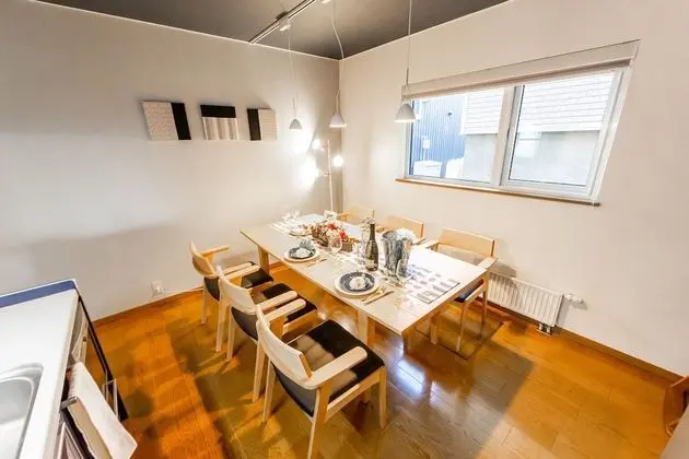 Ev, Sigara İçilmez (Private Vacation Home)