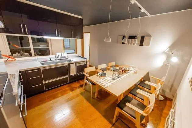 Ev, Sigara İçilmez (Private Vacation Home)
