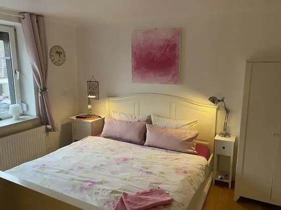 Basic Tek Büyük Yataklı Oda