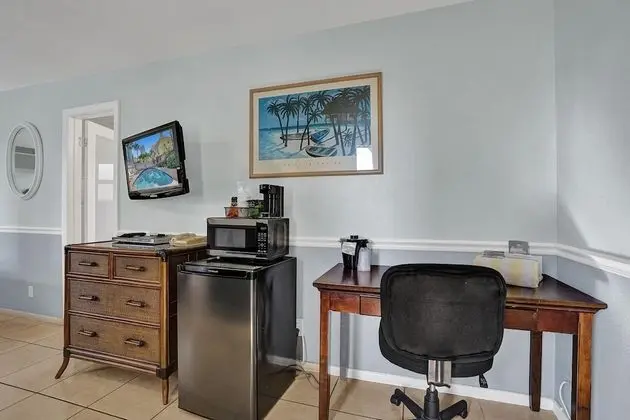 Deluxe Apart Daire, Sadece erkekler için