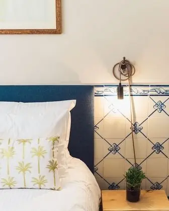 Tek Büyük Yataklı Oda, Ortak Banyo (2)