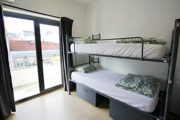 Basic Ortak Ranzalı Oda (6 beds)