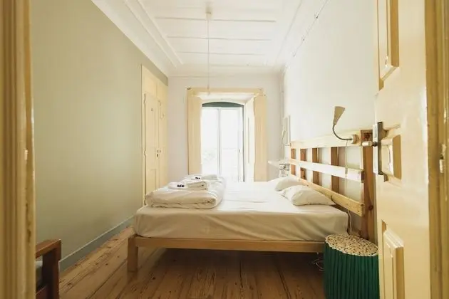 Tek Büyük Yataklı Oda, Ortak Banyo