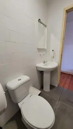 Tek Büyük Yataklı Oda, Ortak Banyo, Nehir Manzaralı