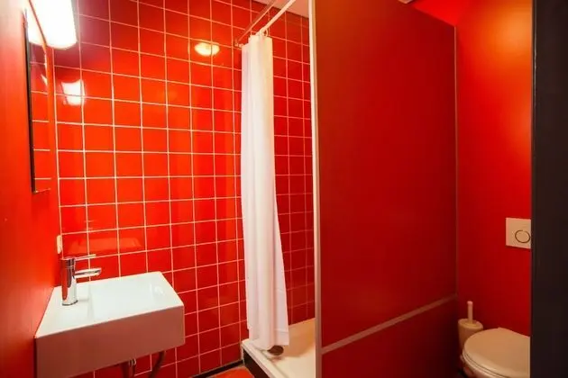 Ortak Ranzalı Oda, Karma Ranzalı Oda (1 bed in 8 persons dorm)